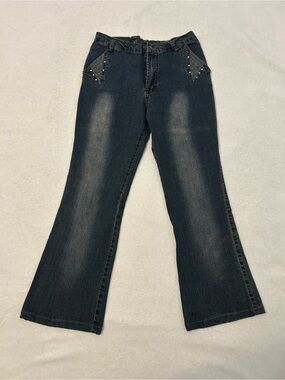 Y2K Vintage - Low rise Dark Wash Flare Jeans with Studded Pocket Details
